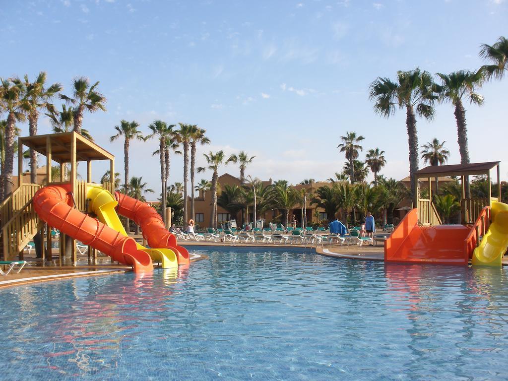 Apartamento Oasis Dunas Коральео Экстерьер фото